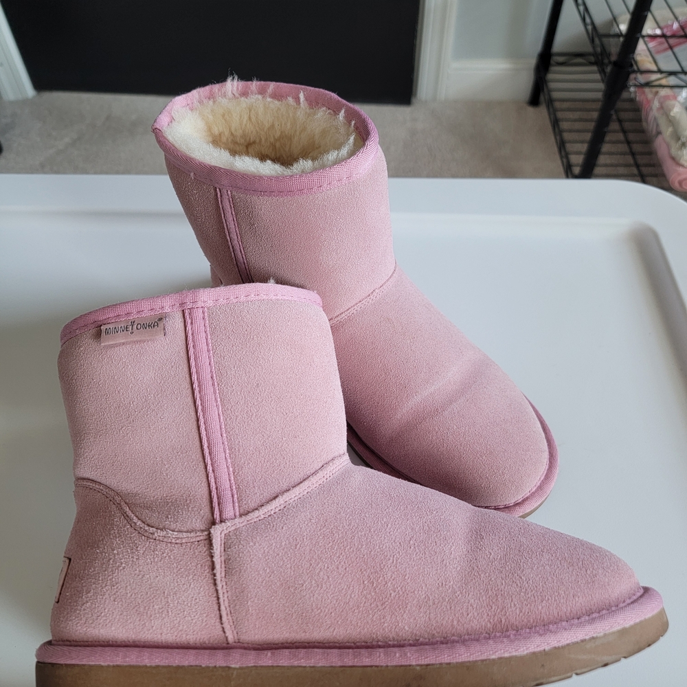 Minnetonka Pink Winter Boots